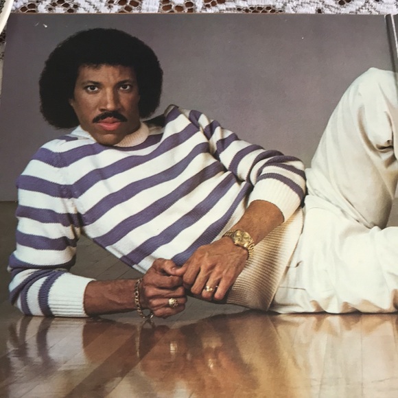 Perfect Condition Lionel Richie Vinyl - Picture 5 of 8